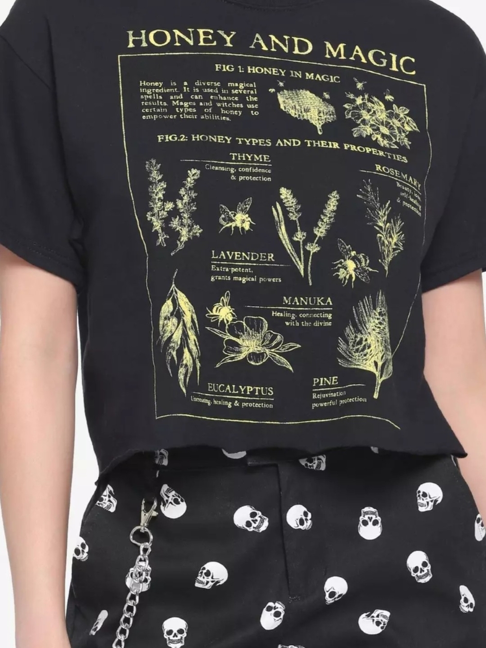 Honey and Magic Black Graphic Crop Tee Yellow Print Large